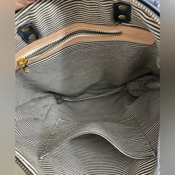 Umbrella Collective Navy Backpack EUC is available for  display picture 3